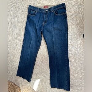 Perry Ellis classic straight jeans 38 38x32